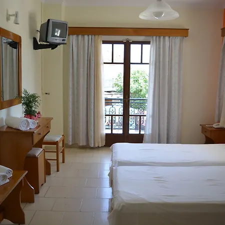 Montes & Alykanas (Zakynthos)